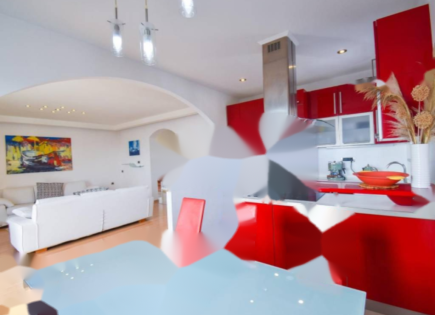 Квартира за 645 000 евро в Опатии, Хорватия