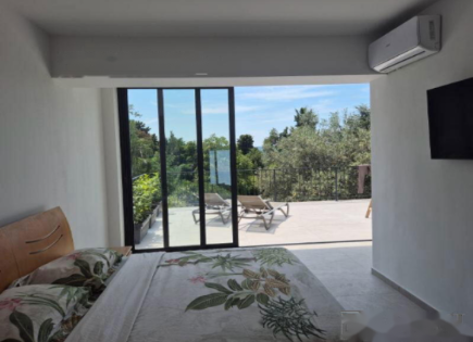 Квартира за 550 000 евро в Портороже, Словения