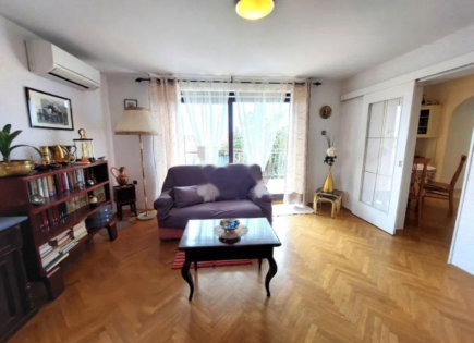 Квартира за 280 000 евро в Луции, Словения