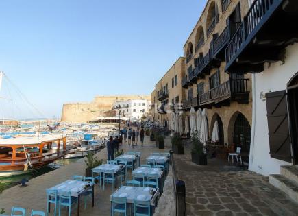 Кафе, ресторан за 3 990 000 евро в Кирении, Кипр