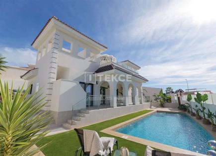 Вилла за 871 000 евро в Рохалесе, Испания