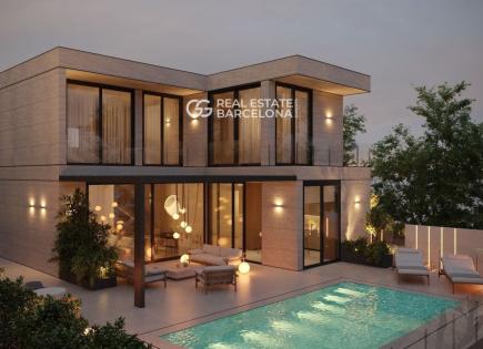 Дом за 1 590 000 евро в Барселоне, Испания