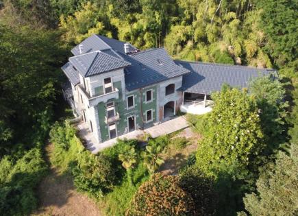 Вилла за 1 000 000 евро в Мальнате, Италия