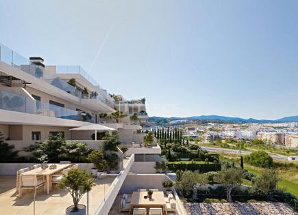 Апартаменты за 695 000 евро в Эстепоне, Испания