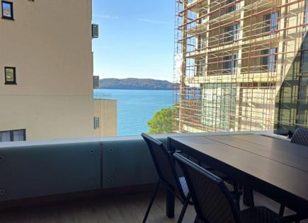 Квартира за 270 000 евро в Рафаиловичах, Черногория