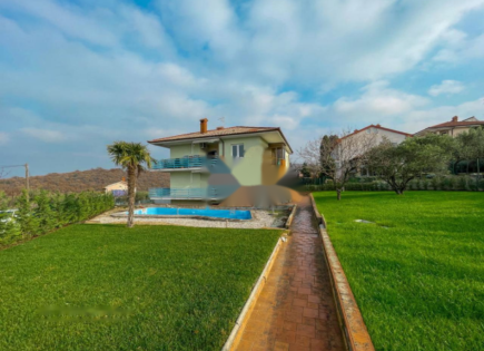 Квартира за 460 000 евро в Копере, Словения