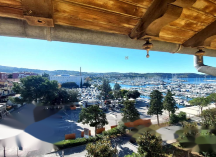 Квартира за 230 000 евро в Изоле, Словения