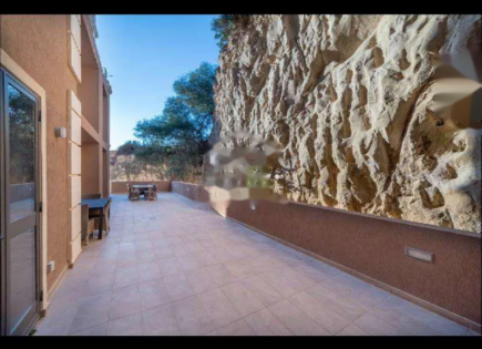 Квартира за 620 000 евро в Мадлиене, Мальта