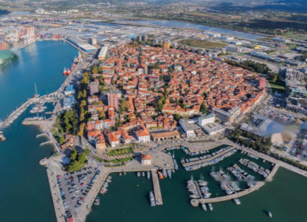 Квартира за 185 000 евро в Копере, Словения