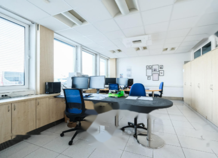 Офис за 739 000 евро в Любляне, Словения