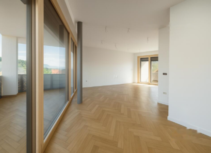 Квартира за 435 000 евро в Любляне, Словения