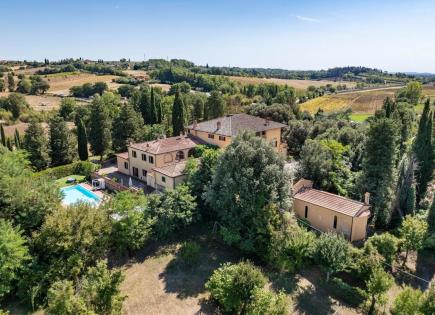 Доходный дом за 2 900 000 евро в Фояно-делла-Кьяне, Италия