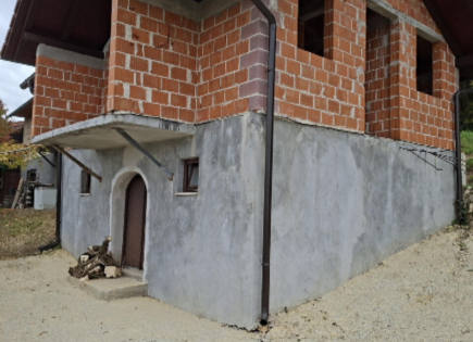 Дом за 90 000 евро в Целе, Словения