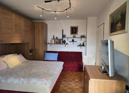 Квартира за 250 000 евро в Копере, Словения