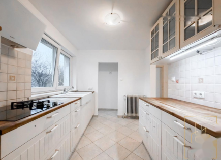 Квартира за 295 000 евро в Любляне, Словения