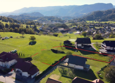 Земля за 692 100 евро в Бледе, Словения