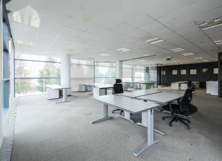 Офис за 725 000 евро в Любляне, Словения