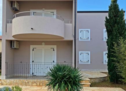 Вилла за 580 000 евро в Медулине, Хорватия