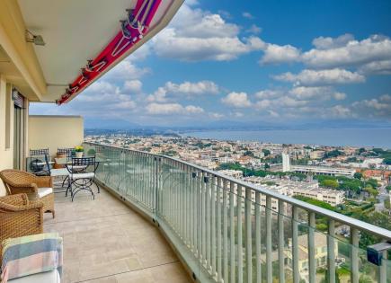 Квартира за 985 000 евро в Кап д’Антиб, Франция