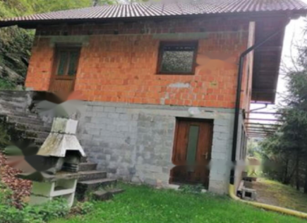 Дом за 64 500 евро в Луче, Словения