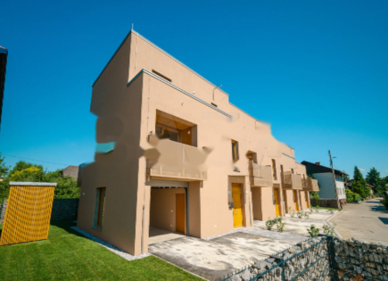 Дом за 449 800 евро в Любляне, Словения