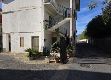 Квартира за 52 000 евро в Скалее, Италия