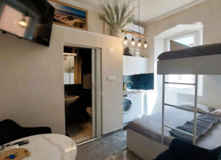 Квартира за 145 000 евро в Копере, Словения