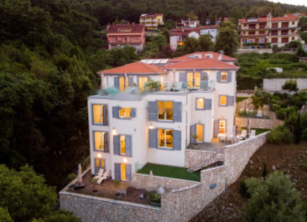 Квартира за 575 000 евро в Опатии, Хорватия