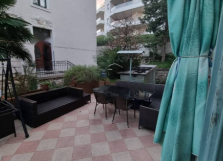 Квартира за 440 000 евро в Опатии, Хорватия