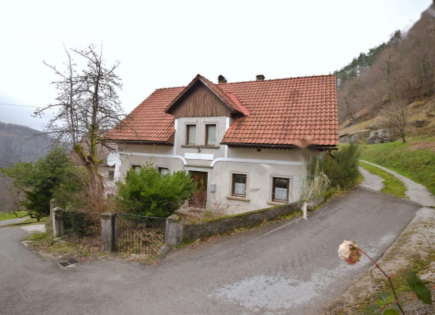 Дом за 95 000 евро в Идрии, Словения