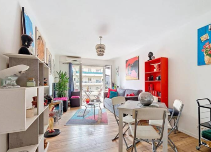 Квартира за 254 000 евро в Каннах, Франция