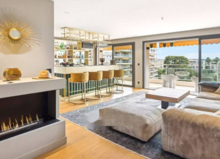 Квартира за 1 060 000 евро в Каннах, Франция