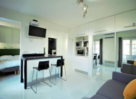 Квартира за 205 000 евро в Каннах, Франция