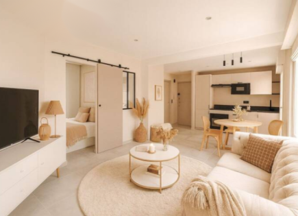 Квартира за 260 000 евро в Каннах, Франция