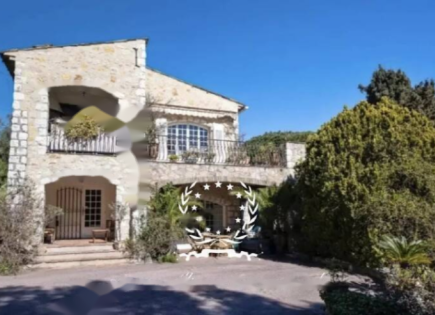 Квартира за 775 000 евро в Каннах, Франция