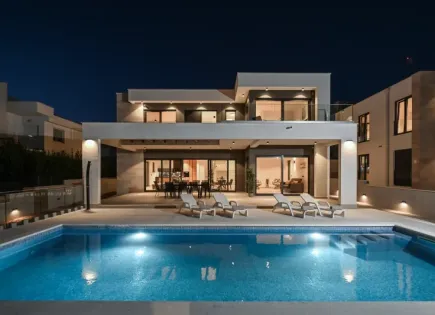 Вилла за 1 450 000 евро на острове Паг, Хорватия