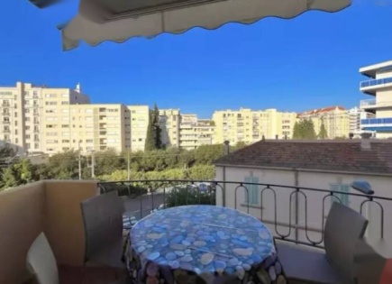 Квартира за 288 000 евро в Каннах, Франция