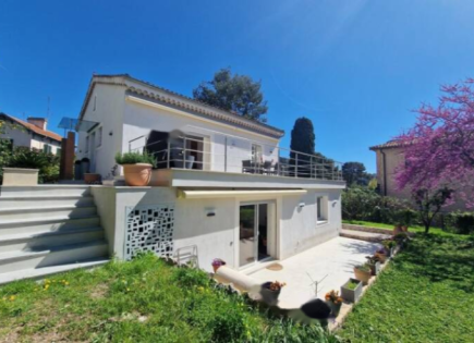 Квартира за 2 240 000 евро в Каннах, Франция