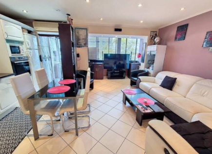 Квартира за 255 000 евро в Каннах, Франция