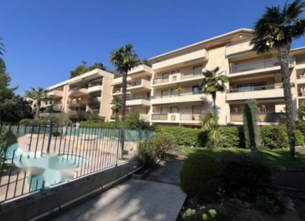 Квартира за 260 000 евро в Каннах, Франция