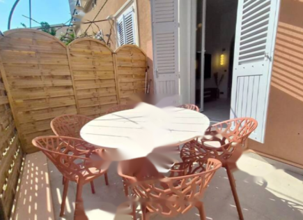 Квартира за 399 000 евро в Каннах, Франция