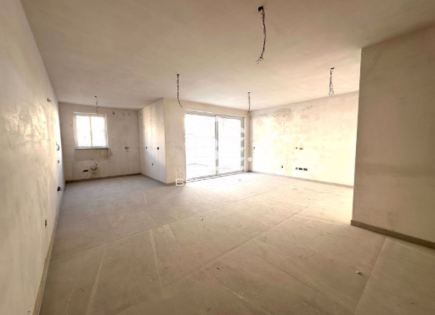 Квартира за 420 000 евро в Зеббудже, Мальта