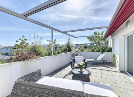 Квартира за 450 000 евро в Каннах, Франция