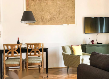 Квартира за 525 000 евро в Опатии, Хорватия