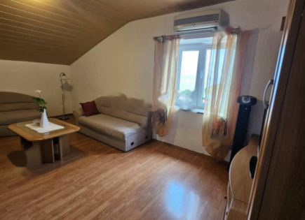 Квартира за 270 000 евро в Опатии, Хорватия