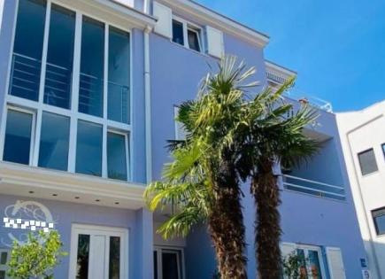 Отель, гостиница за 1 550 000 евро в Ровини, Хорватия