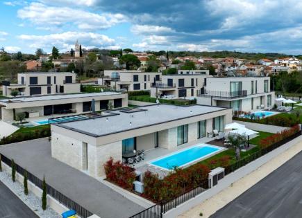 Вилла за 1 300 000 евро в Порече, Хорватия