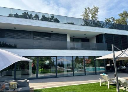 Вилла в Опатии, Хорватия (цена по запросу)