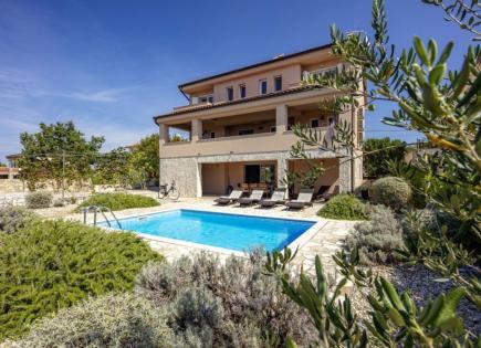 Вилла за 1 159 000 евро на Крке, Хорватия