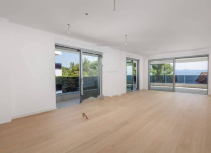 Квартира за 732 700 евро в Опатии, Хорватия